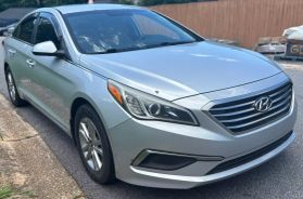 2016 Hyundai Sonata - Image 3