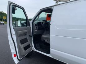2013 FORD E350 SUPER DUTY 34FT BUCKET VAN VERSALIFT VANTEL29N BUCKET TRUCKS V8, FLEX FUEL, 5.4 LITER VAN 3D - Eddies Auto Sales
