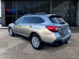 2019 Subaru Outback 2.5i Wagon 4d - Image 3