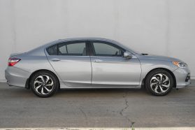 2017 Honda Accord - Image 8