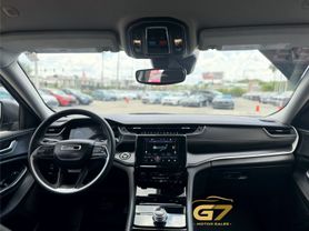 2023 Jeep Grand Cherokee L - Image 17