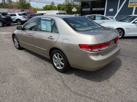 2004 Honda Accord - Image 8