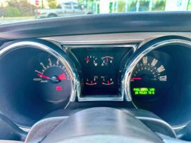 2006 FORD MUSTANG COUPE V6, 4.0 LITER COUPE 2D