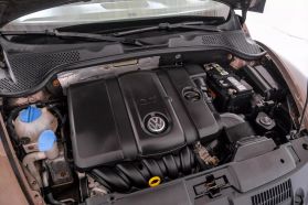 2014 VOLKSWAGEN BEETLE HATCHBACK 5-CYL, PZEV, 2.5 LITER 2.5L HATCHBACK 2D