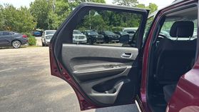 2019 Dodge Durango - Image 16