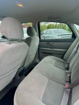 2006 Ford Taurus - Image 8