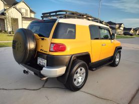 2007 TOYOTA FJ CRUISER SUV V6, 4.0 LITER SPORT UTILITY 2D