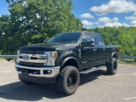 2018 FORD F350 SUPER DUTY CREW CAB PICKUP V8, TURBO DIESEL, 6.7L LARIAT PICKUP 4D 6 3/4 FT