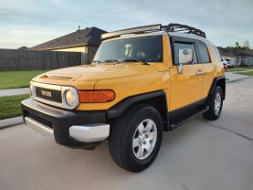 2007 TOYOTA FJ CRUISER SUV V6, 4.0 LITER SPORT UTILITY 2D