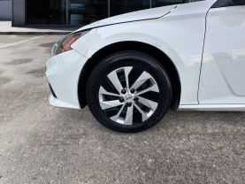 2022 Nissan Altima 2.5 S Sedan 4d - Image 18
