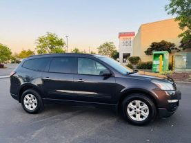 2015 CHEVROLET TRAVERSE SUV V6, 3.6 LITER LS SPORT UTILITY 4D