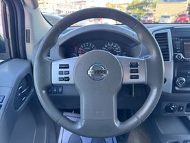 2017 NISSAN FRONTIER CREW CAB