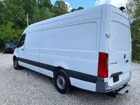 2019 MERCEDES-BENZ SPRINTER 2500 CREW CARGO 4-CYL, TURBO, 2.0 LITER HIGH ROOF W/170" WB VAN 3D at T&T Repairables - used car dealership in Spencer, Indiana.