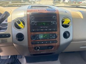 2004 FORD F150 SUPERCREW CAB PICKUP V8, 5.4 LITER LARIAT PICKUP 4D 5 1/2 FT