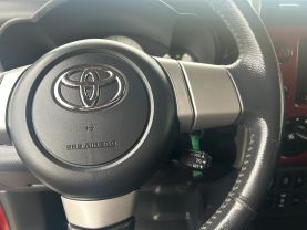 2010 TOYOTA FJ CRUISER SUV V6, 4.0 LITER SPORT UTILITY 2D