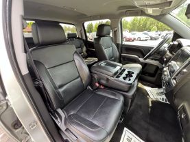 2018 Chevrolet Silverado 1500 Crew Cab Z71 Lt Pickup 4d 5 3/4 Ft - Image 24
