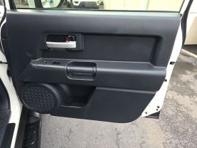 2013 TOYOTA FJ CRUISER SUV V6, 4.0 LITER SPORT UTILITY 2D