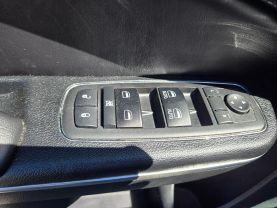 2017 CHRYSLER 300