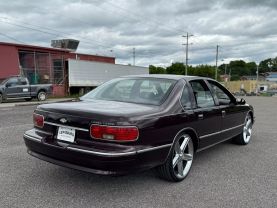 1996 CHEVROLET CAPRICE CLASSIC SEDAN V8, 4.3 LITER SEDAN 4D