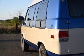 1994 GMC VANDURA 2500 VAN V8, 5.7 LITER VAN
