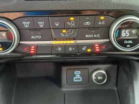 2021 FORD ESCAPE SUV 4-CYL, HYBRID, 2.5 LITER SE HYBRID SPORT UTILITY 4D