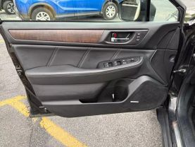 2019 SUBARU OUTBACK WAGON 4-CYL, 2.5 LITER 2.5I LIMITED WAGON 4D at Major Key Motors - used car dealership in Lebanon, PA.