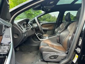 2016 VOLVO XC60