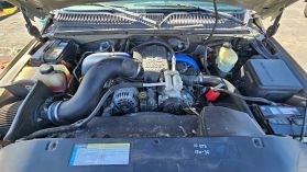 2001 GMC SIERRA 2500 HD CREW CAB PICKUP V8, TURBO DIESEL, 6.6L SHORT BED