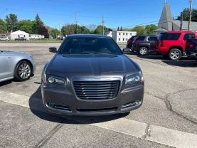 2014 Chrysler 300 - Image 3