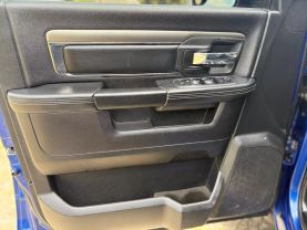 2014 RAM 1500 CREW CAB PICKUP V8, HEMI, 5.7 LITER SPORT PICKUP 4D 6 1/3 FT