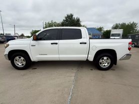 2018 TOYOTA TUNDRA CREWMAX PICKUP V8, FLEX FUEL, 5.7 LITER SR5 PICKUP 4D 5 1/2 FT