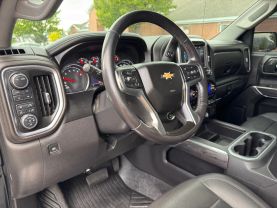2021 CHEVROLET SILVERADO 1500 CREW CAB PICKUP 6-CYL, TURBO DIESEL, 3.0 LITER LTZ PICKUP 4D 5 3/4 FT