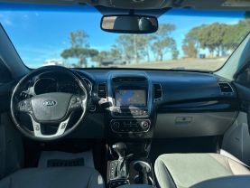 2014 KIA SORENTO SUV V6, GDI, 3.3 LITER SX SPORT UTILITY 4D