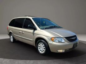 2003 CHRYSLER TOWN & COUNTRY VAN V6, 3.8 LITER LXI MINIVAN 4D