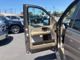 2004 FORD F150 SUPERCREW CAB PICKUP V8, 5.4 LITER LARIAT PICKUP 4D 5 1/2 FT