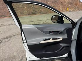 2021 TOYOTA VENZA SUV 4-CYL, HYBRID, 2.5 LITER XLE SPORT UTILITY 4D