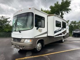 Used 2006 GEORGETOWN BY FOREST RIVER SE SERIES - - 350DS FORD - LA Auto Star located in Virginia Beach, VA