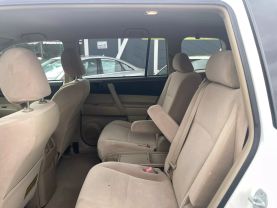 2009 Toyota Highlander - Image 11