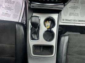 2019 JEEP GRAND CHEROKEE SUV V6, VVT, 3.6 LITER ALTITUDE SPORT UTILITY 4D