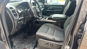 2019 RAM 1500 CREW CAB PICKUP V8, HEMI, 5.7 LITER BIG HORN PICKUP 4D 5 1/2 FT