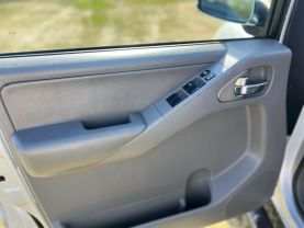 2012 NISSAN FRONTIER CREW CAB PICKUP V6, 4.0 LITER SV PICKUP 4D 6 FT - The Auto Lot