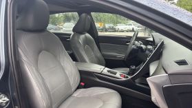 2019 Toyota Avalon - Image 24