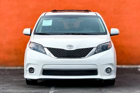 2012 TOYOTA SIENNA VAN - AUTOMATIC - Gentle Carmen Auto