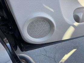 2009 CHEVROLET SILVERADO 1500 CREW CAB PICKUP V8, FLEX FUEL, 5.3 LITER XFE PICKUP 4D 5 3/4 FT
