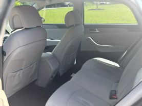 2016 Hyundai Sonata - Image 10