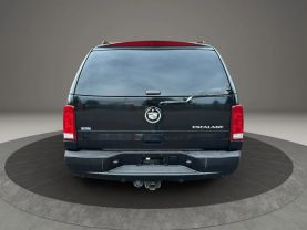 2006 CADILLAC ESCALADE SUV V8, HO, 6.0 LITER SPORT UTILITY 4D