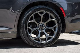 2016 CHRYSLER 300 SEDAN V6, 3.6 LITER 300S SEDAN 4D