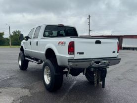 2004 FORD F250 SUPER DUTY CREW CAB PICKUP V8, TURBO DSL 6.0L XL PICKUP 4D 6 3/4 FT