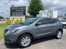 2018 Nissan Rogue Sport S (2018.5) Sport Utility 4d - Image 2