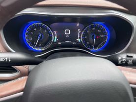2019 CHRYSLER PACIFICA VAN V6, 3.6 LITER LIMITED MINIVAN 4D